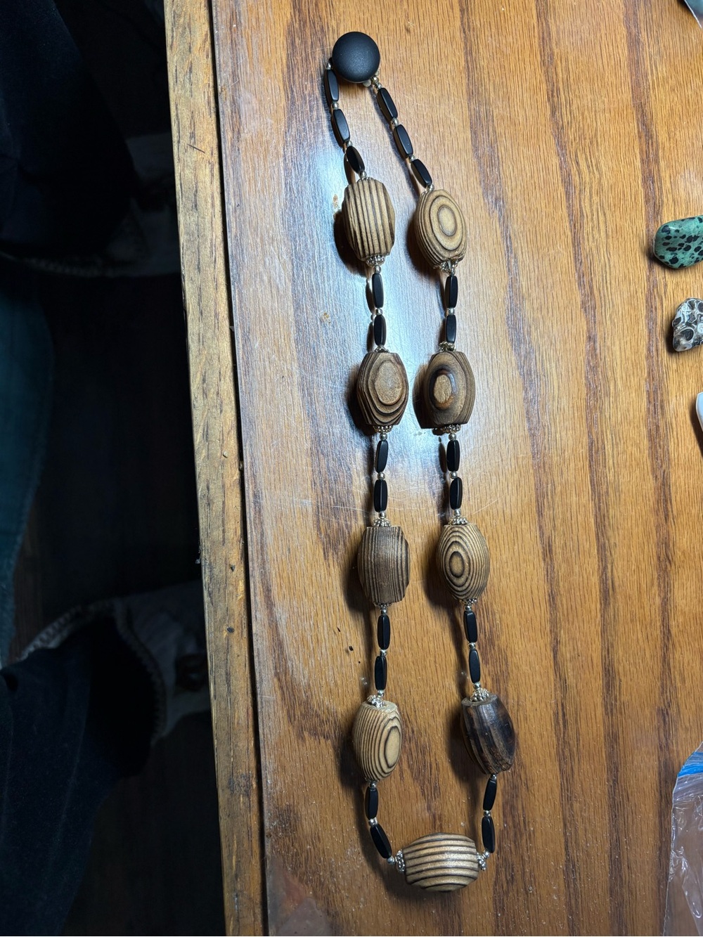 Wooden necklace 12 1/4 inches